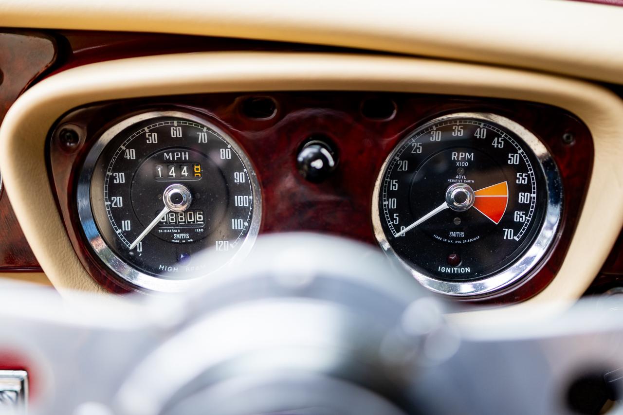 1971 MG B
