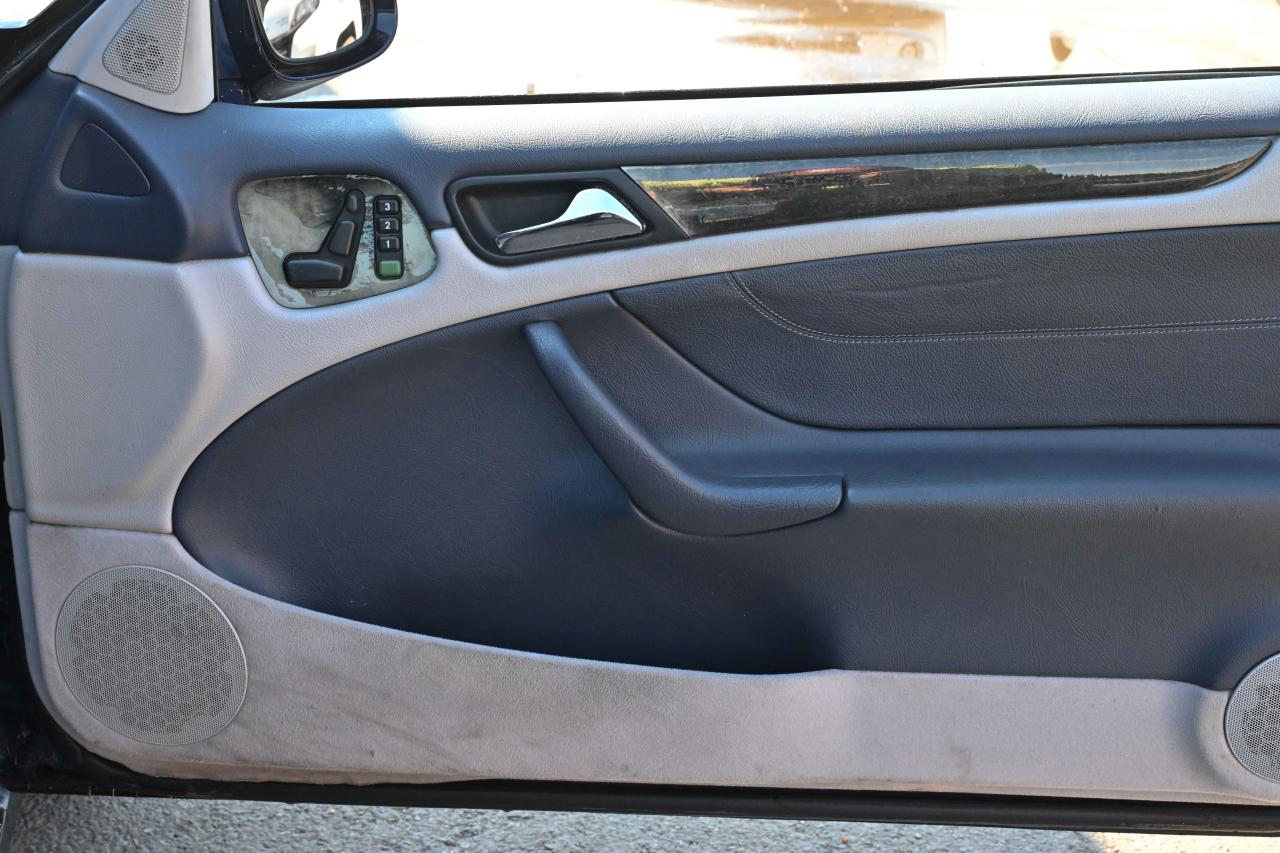 2002 Mercedes - Benz CLK 230 Avantgarde Kompressor