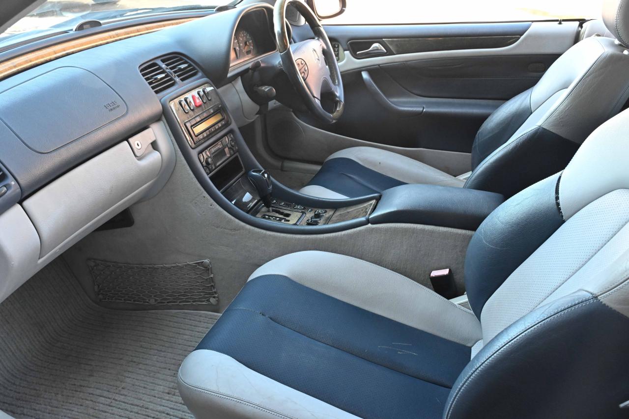 2002 Mercedes - Benz CLK 230 Avantgarde Kompressor