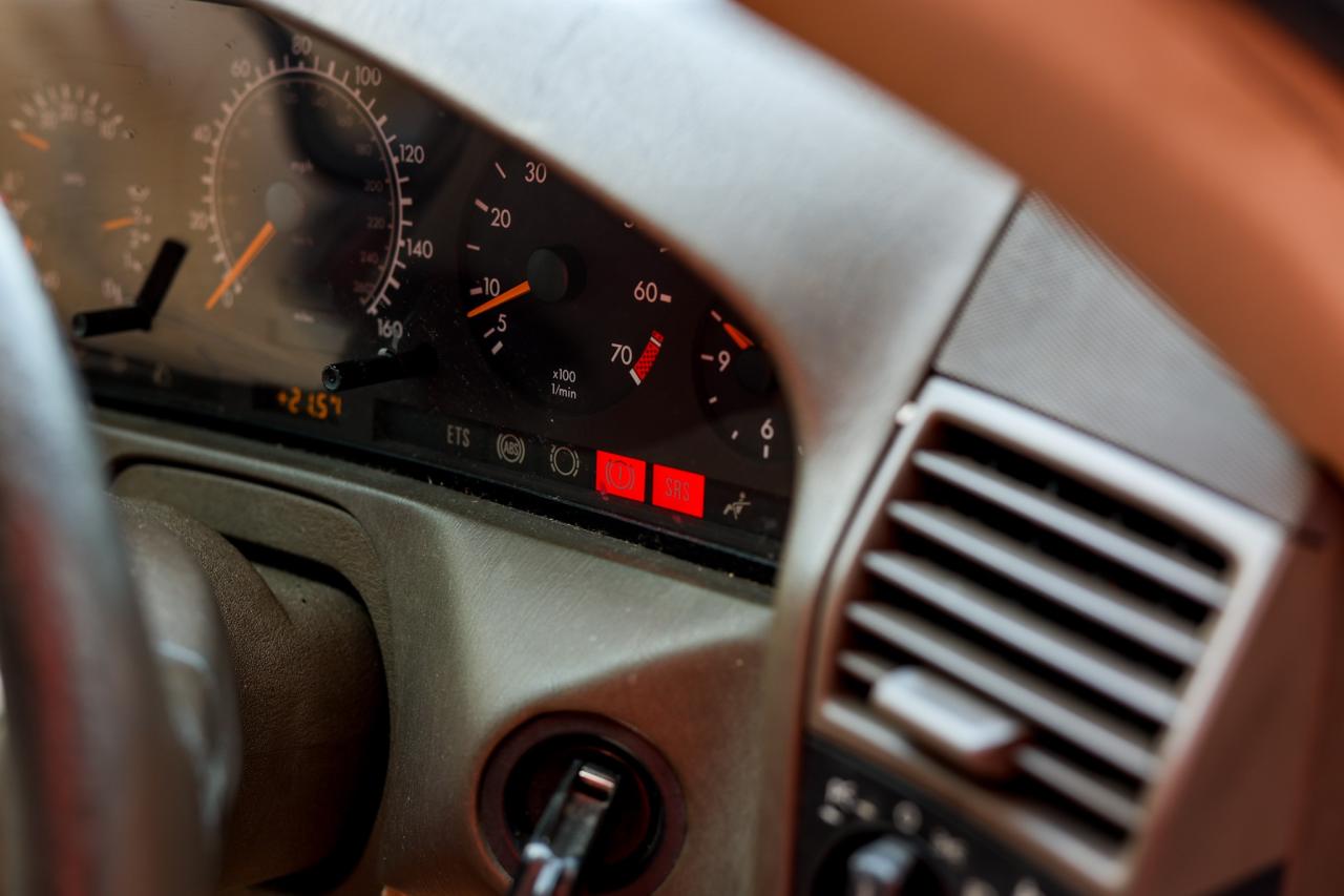 1996 Mercedes - Benz SL320