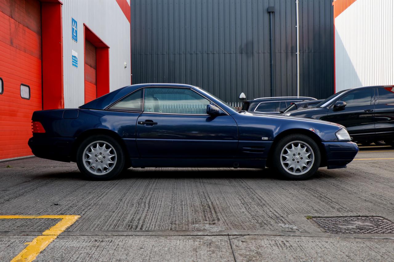 1996 Mercedes - Benz SL320