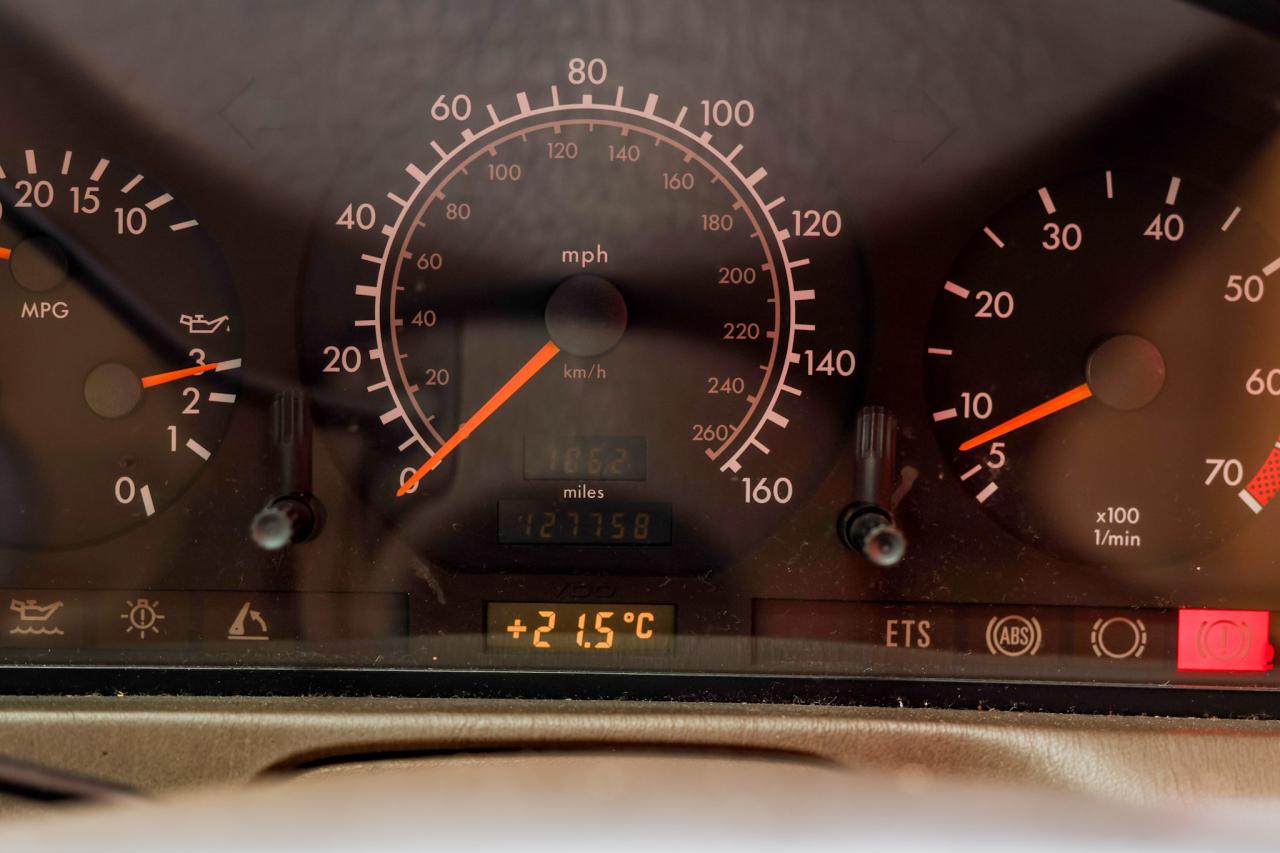 1996 Mercedes - Benz SL320