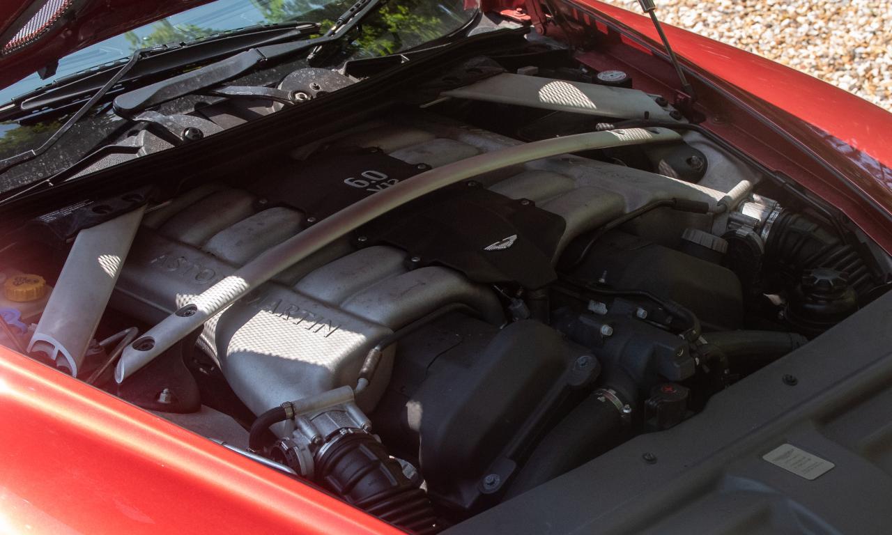 2006 Aston Martin DB9 Volante