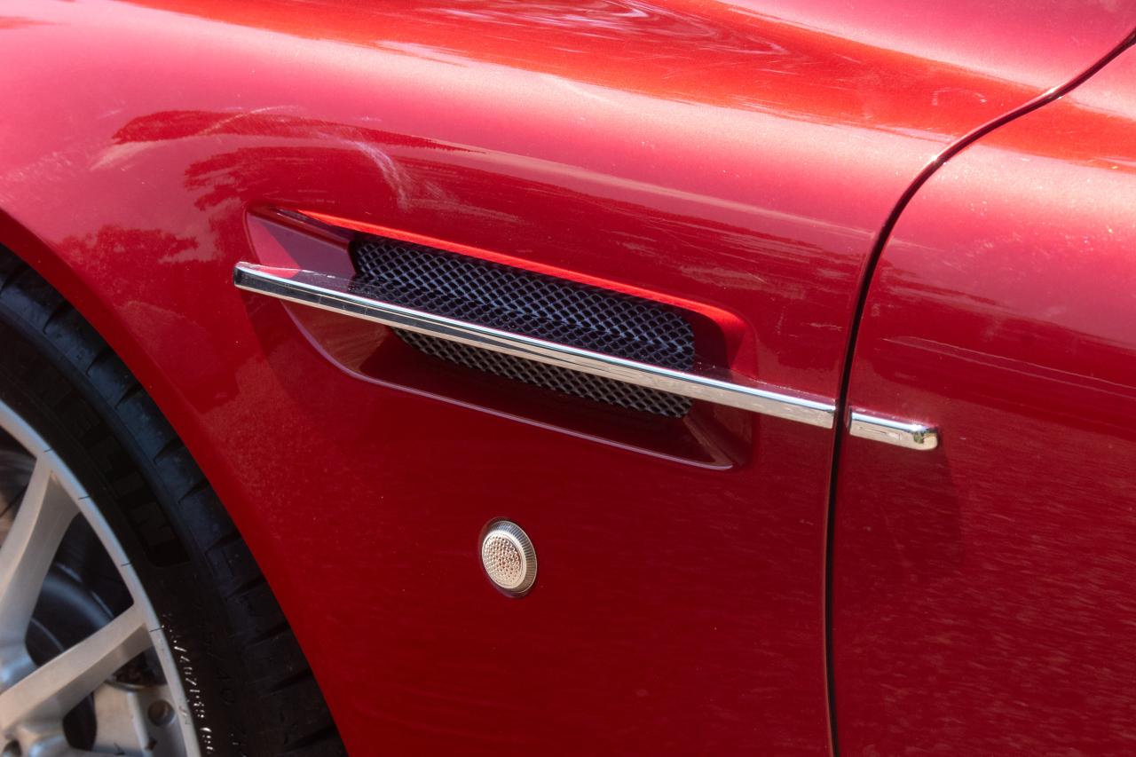 2006 Aston Martin DB9 Volante