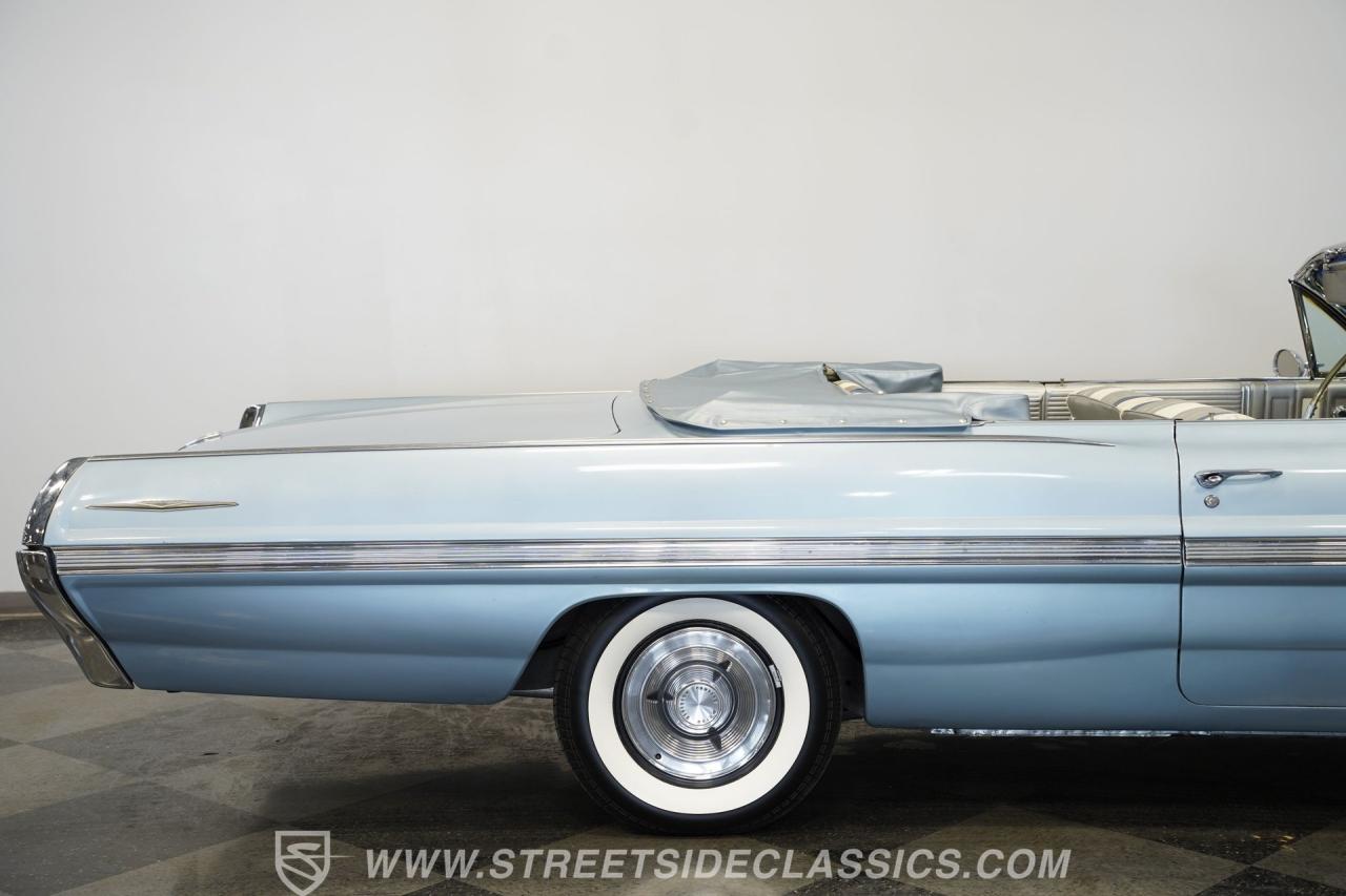 1962 Pontiac Bonneville Convertible