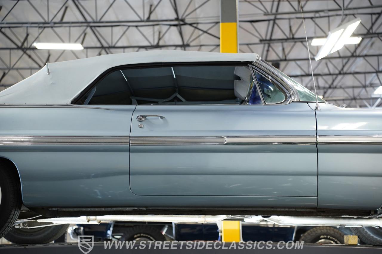 1962 Pontiac Bonneville Convertible