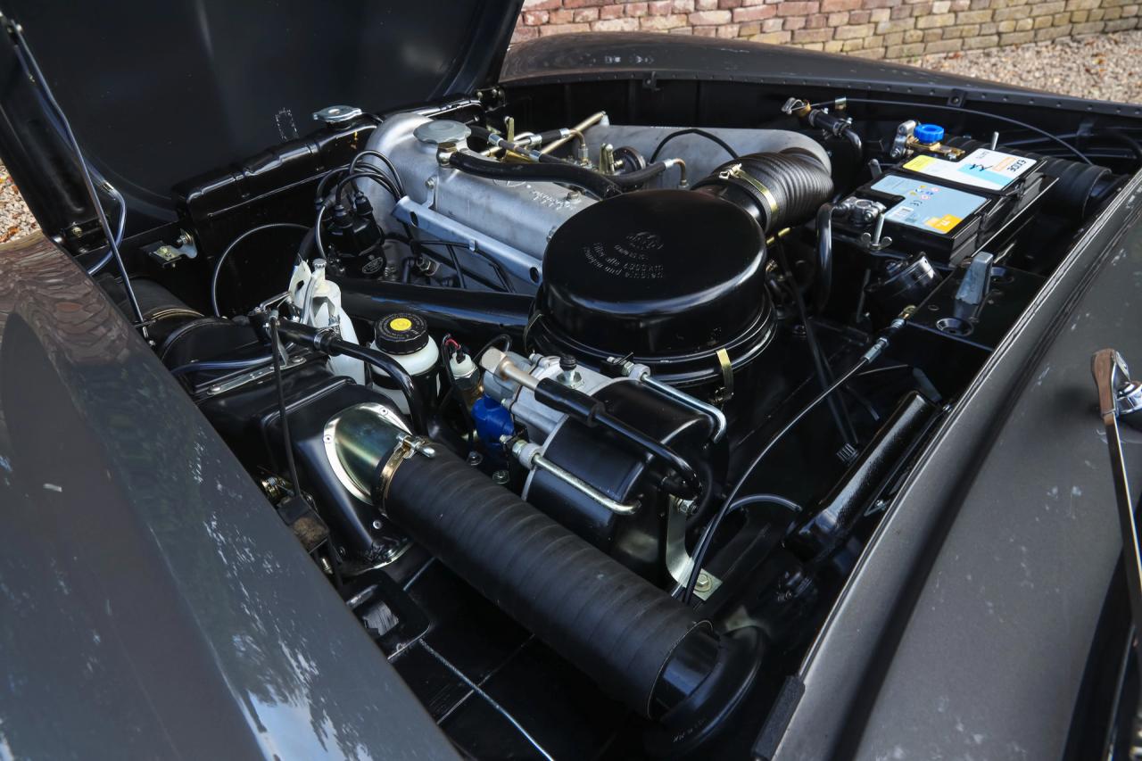 1960 Mercedes - Benz Mercedes Benz 190 SL Roadster &ldquo;Fully restored and matching numbers&rdquo;
