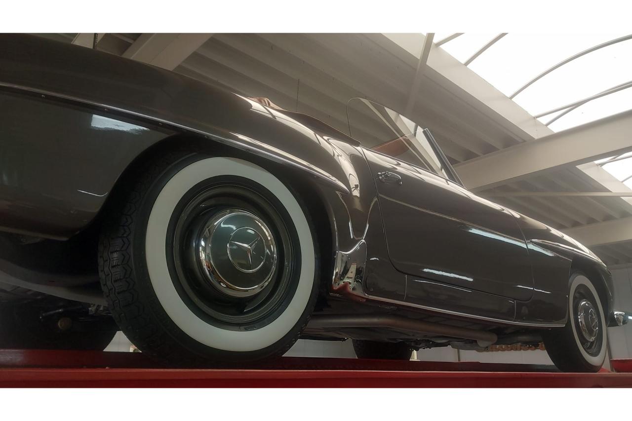 1960 Mercedes - Benz Mercedes Benz 190 SL Roadster &ldquo;Fully restored and matching numbers&rdquo;