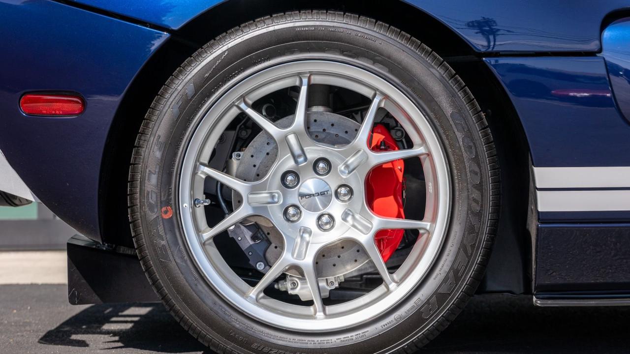 2006 Ford GT