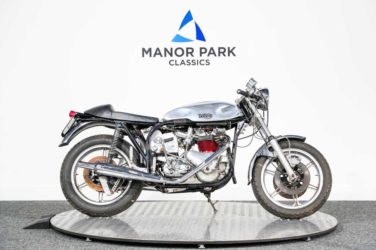1960 Triton T120