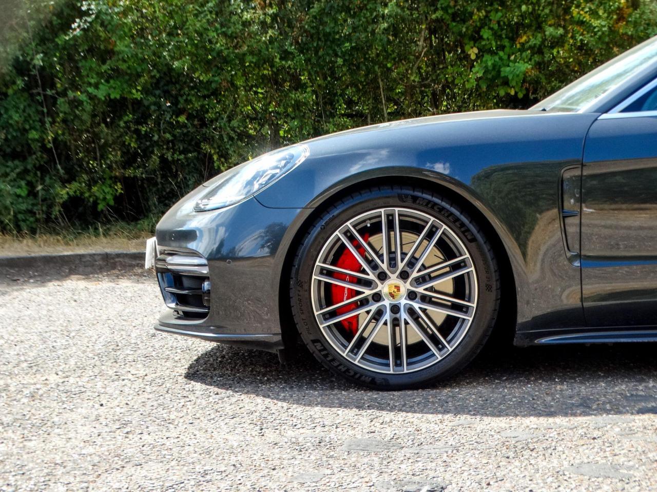 2017 Porsche 4.0T V8 Turbo Sport Turismo PDK 4WD Euro 6 (s/s) 5dr