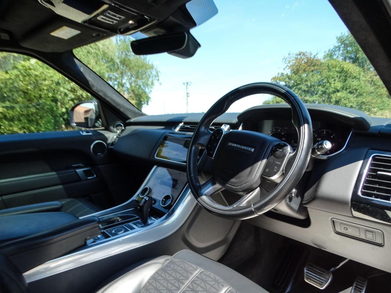 2021 Land Rover 3.0 D300 MHEV Autobiography Dynamic Auto 4WD Euro 6 (s/s) 5dr