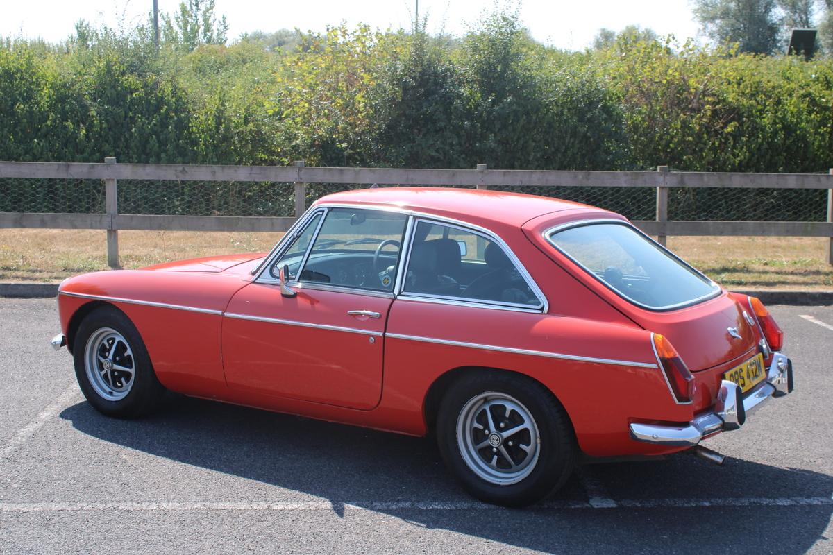 1974 MG B GT