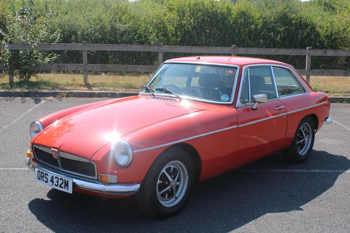 1974 MG B GT