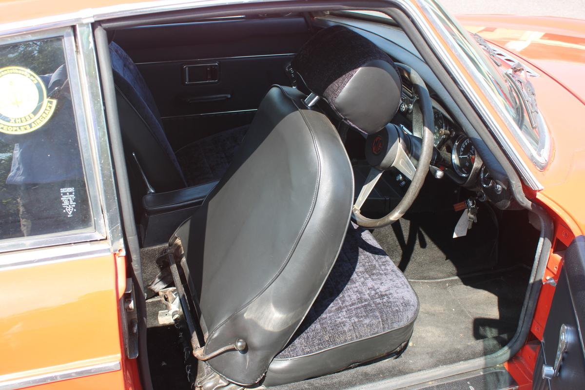 1974 MG B GT