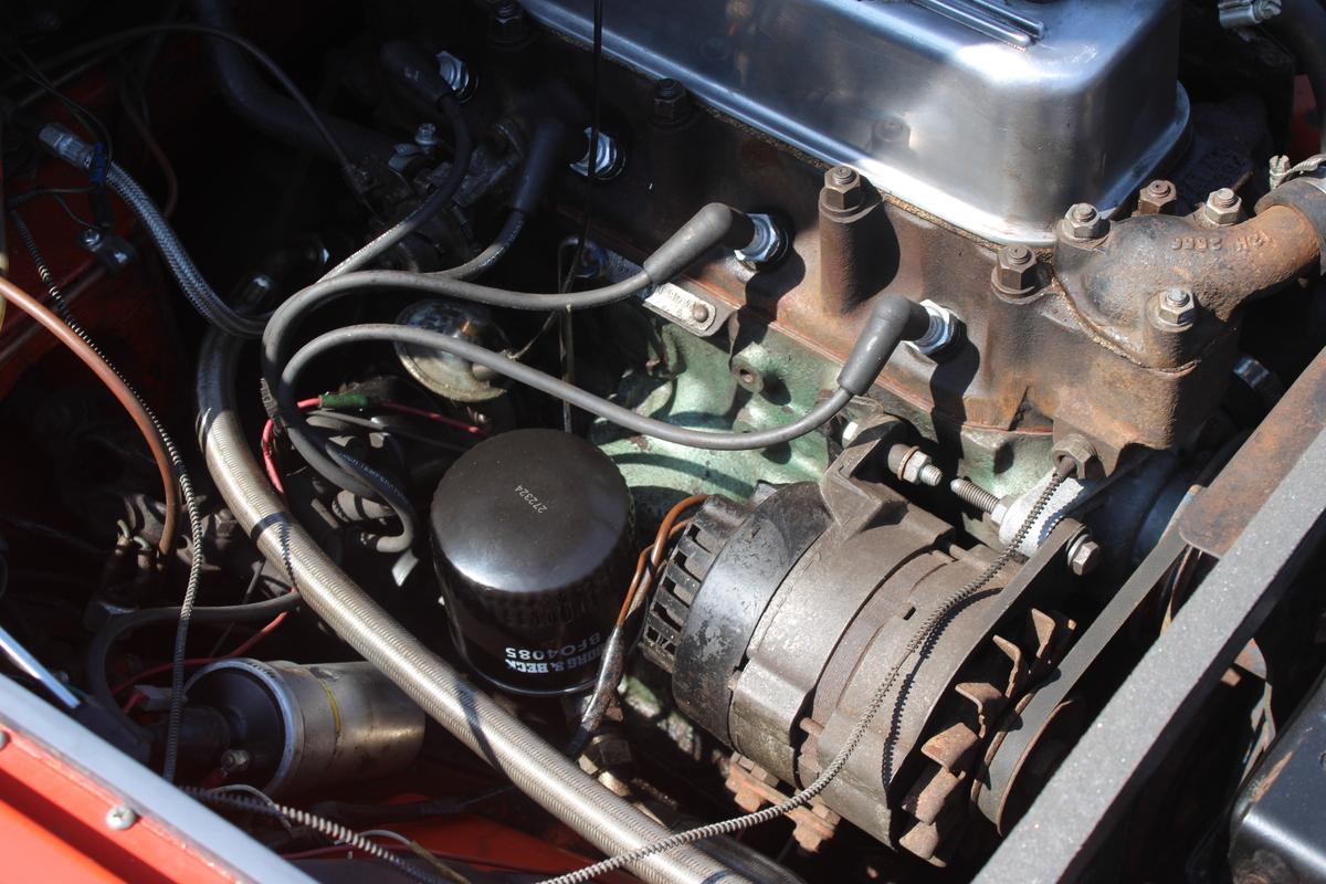 1974 MG B GT