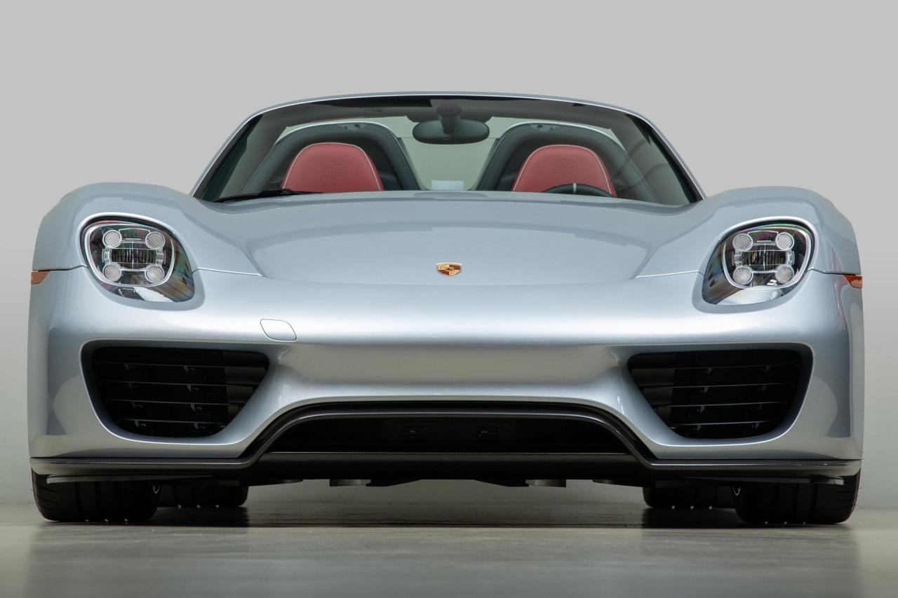 2015 Porsche 918 Spyder