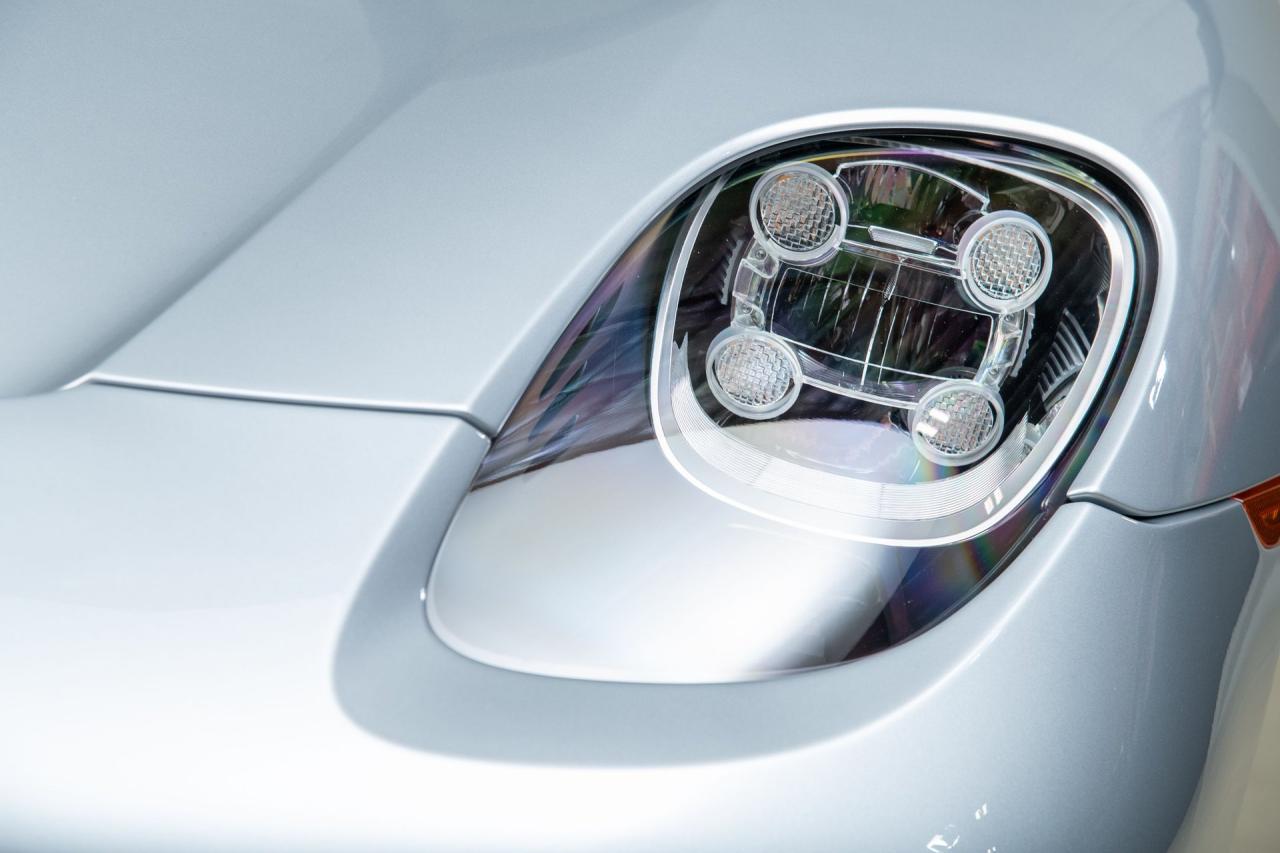 2015 Porsche 918 Spyder