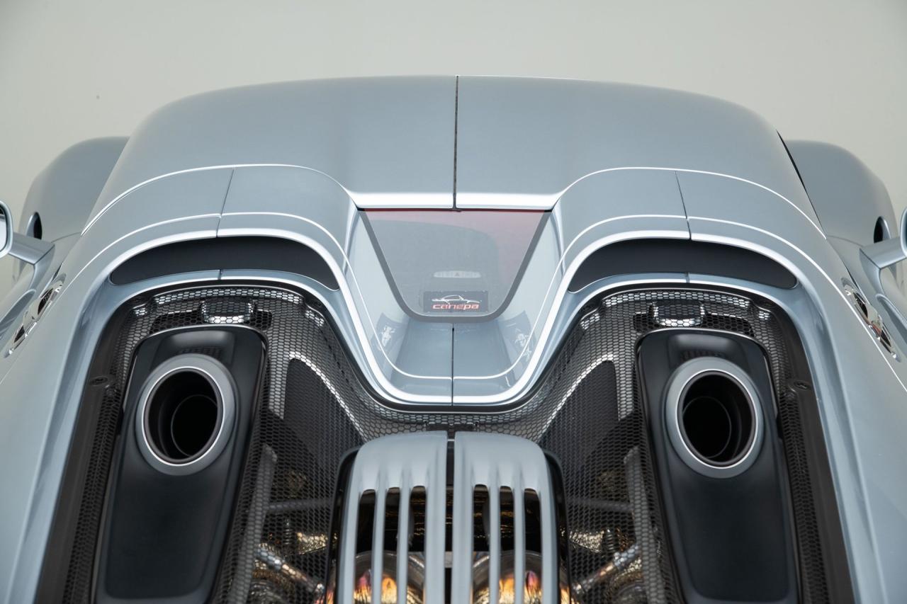 2015 Porsche 918 Spyder