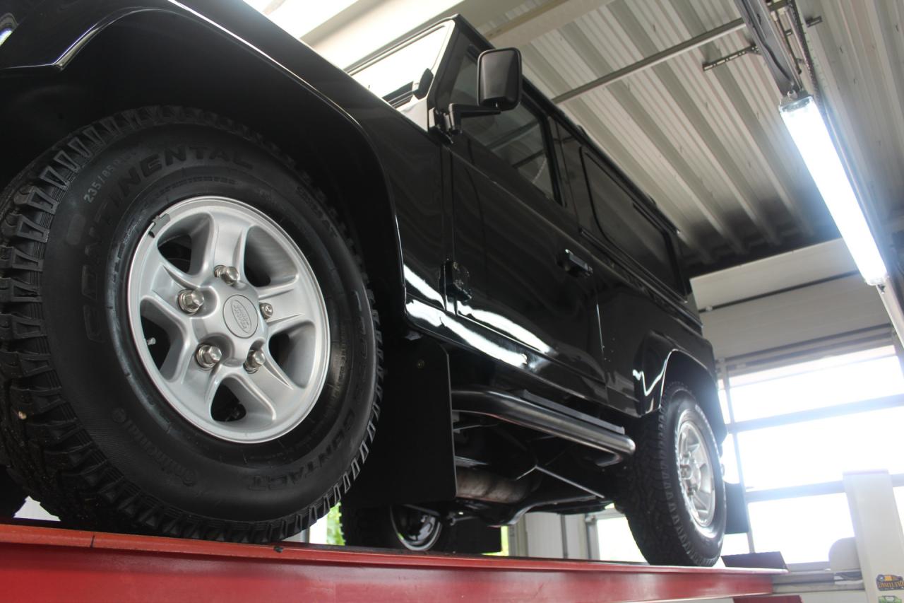 2013 Land Rover Defender 90 Station Wagon &ldquo;1st owner and 131.000 kms&rdquo;