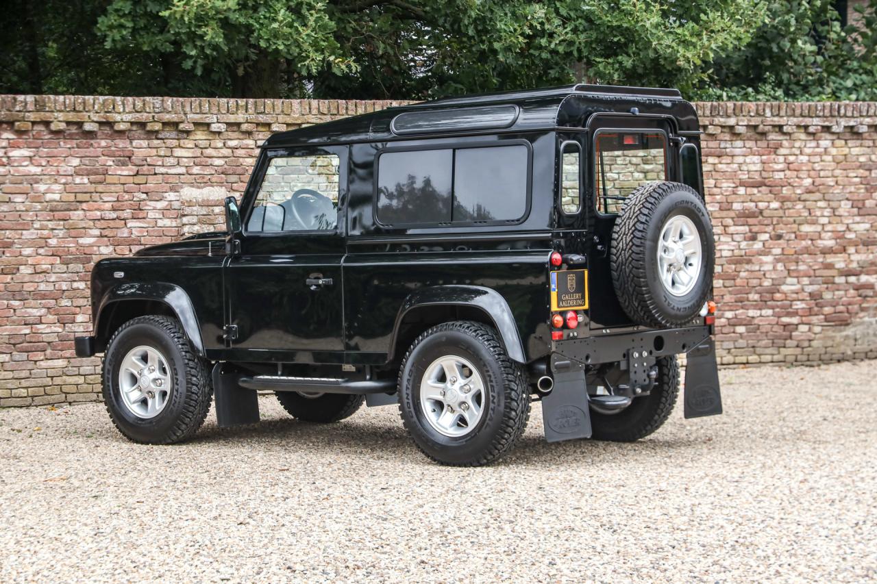 2013 Land Rover Defender 90 Station Wagon &ldquo;1st owner and 131.000 kms&rdquo;