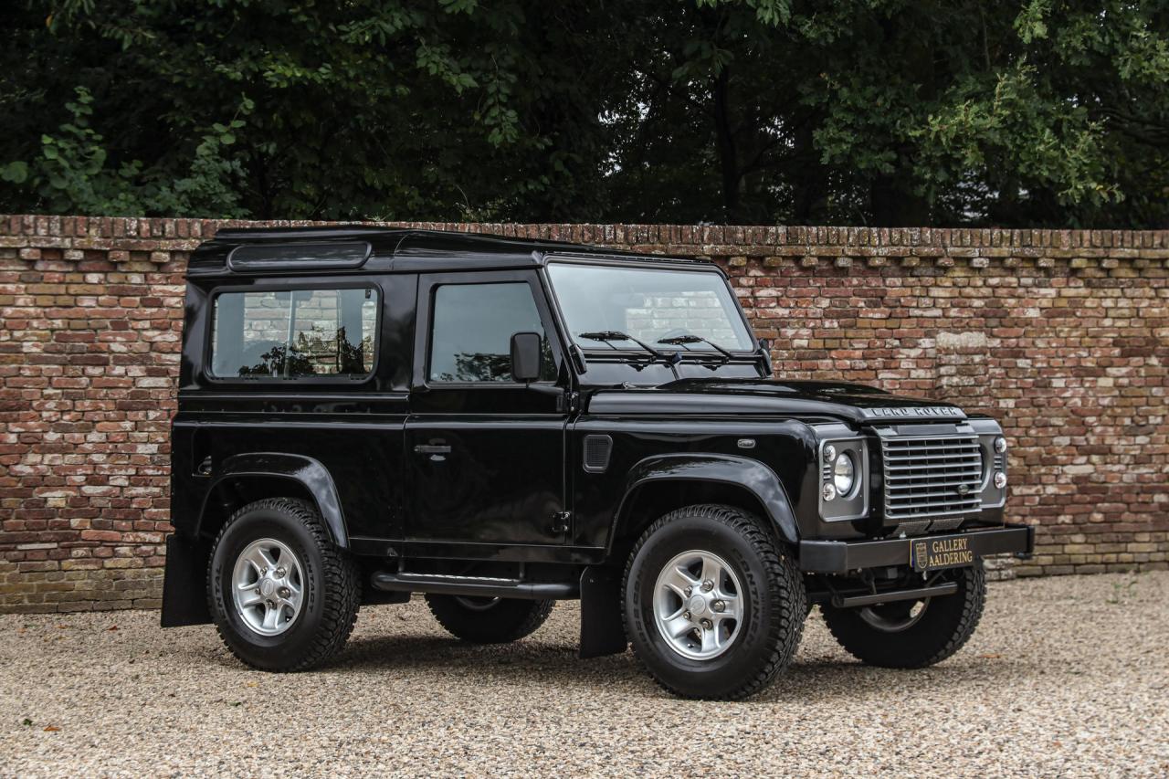 2013 Land Rover Defender 90 Station Wagon &ldquo;1st owner and 131.000 kms&rdquo;