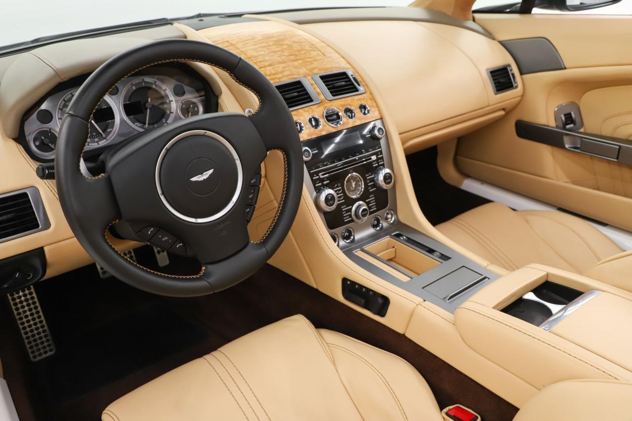 2013 Aston Martin VANTAGE S