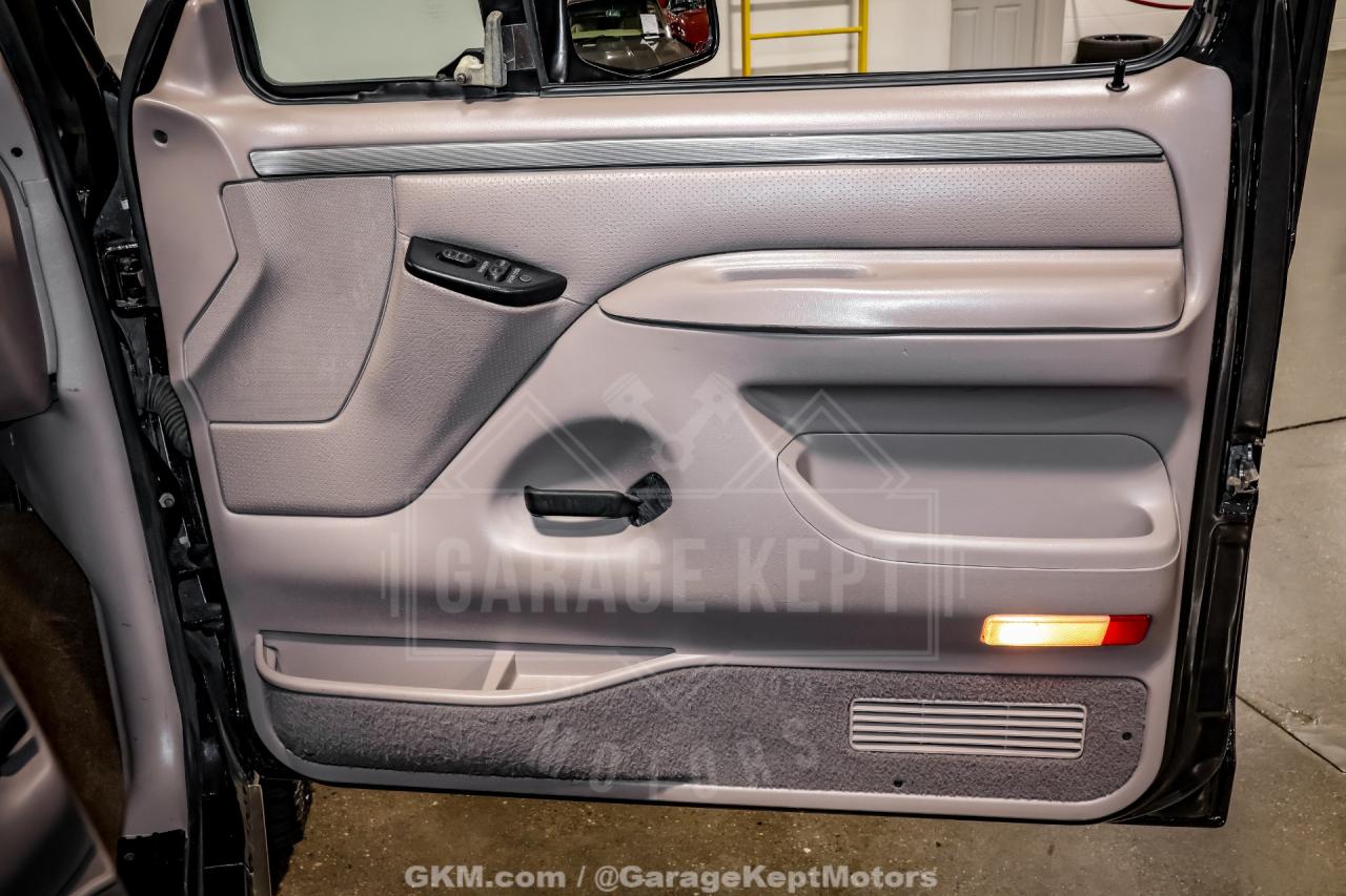 1992 Ford Bronco