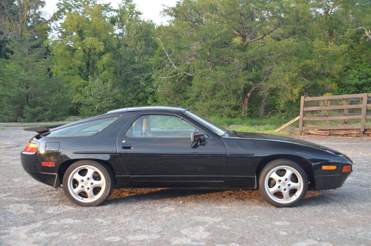 1987 Porsche 928 S4