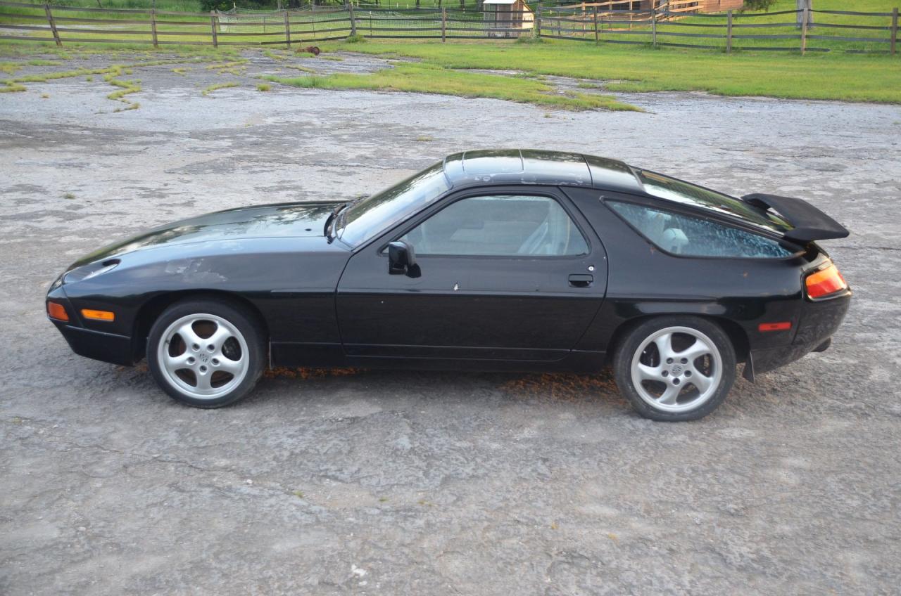 1987 Porsche 928 S4