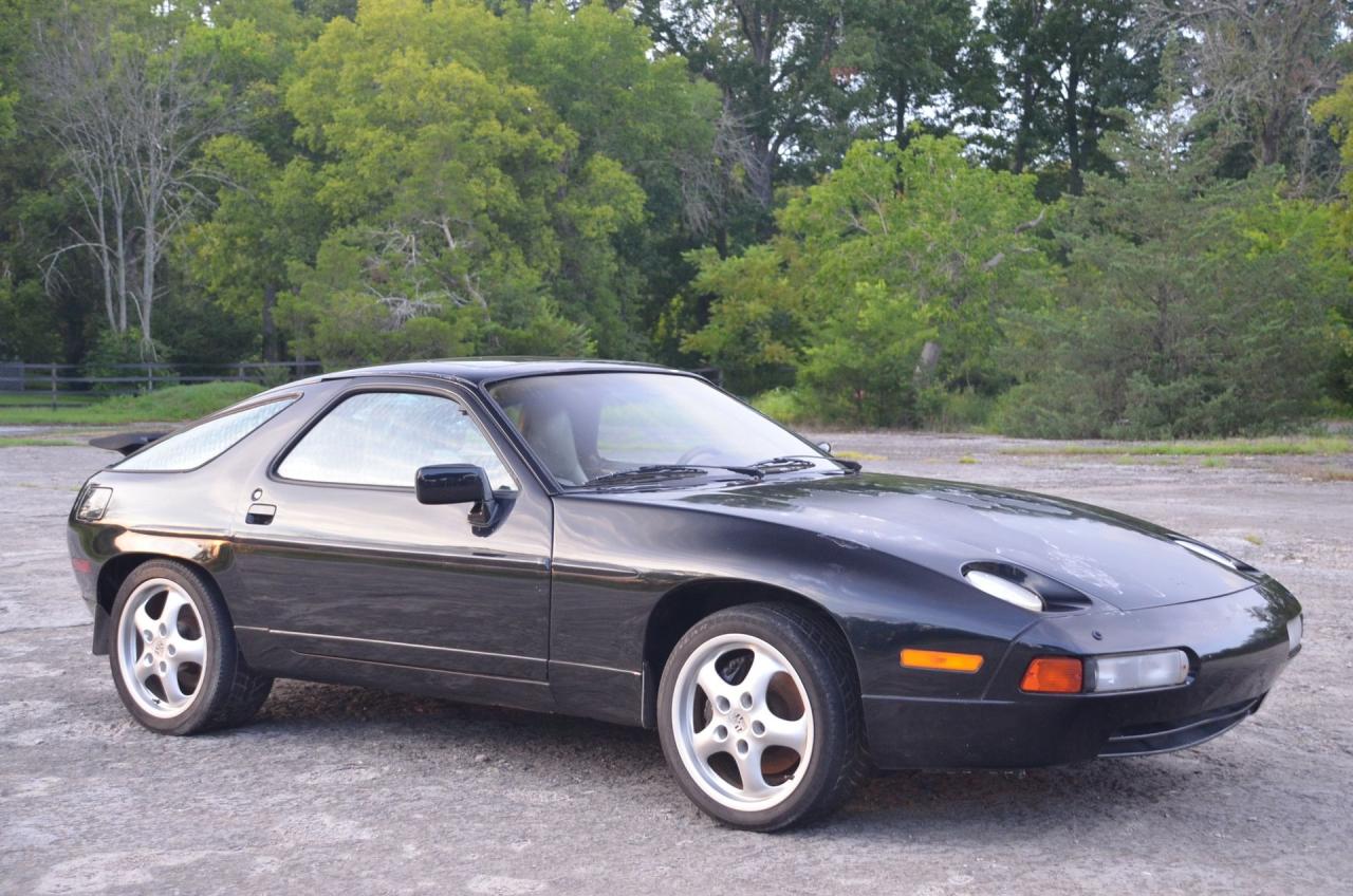 1987 Porsche 928 S4