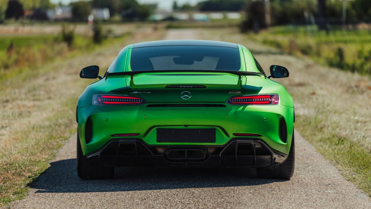 2022 Mercedes-AMG GT R
