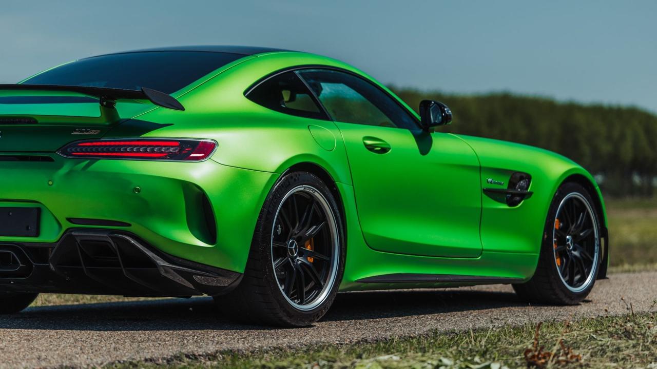 2022 Mercedes-AMG GT R