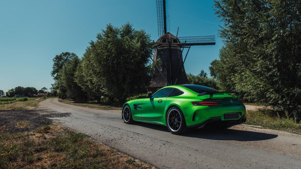 2022 Mercedes-AMG GT R