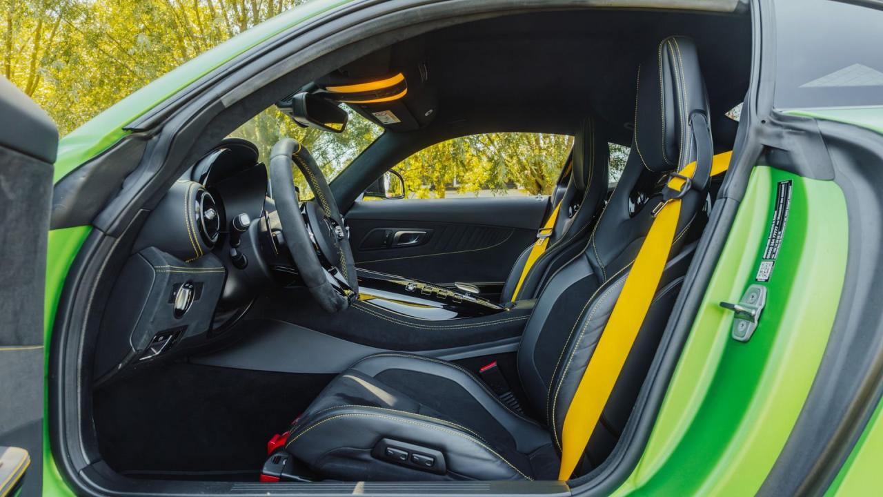 2022 Mercedes-AMG GT R