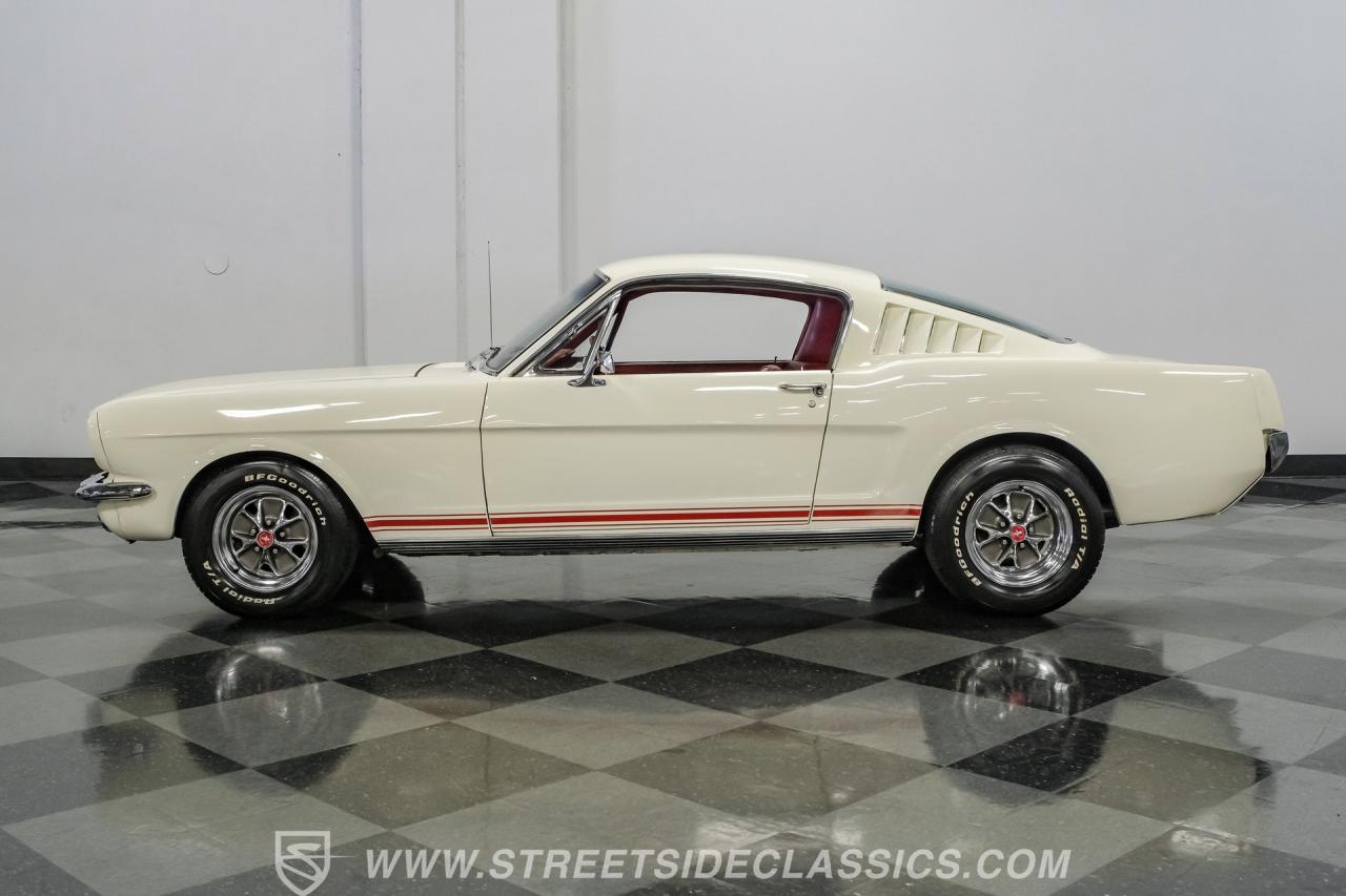 1965 Ford Mustang 2+2 Fastback