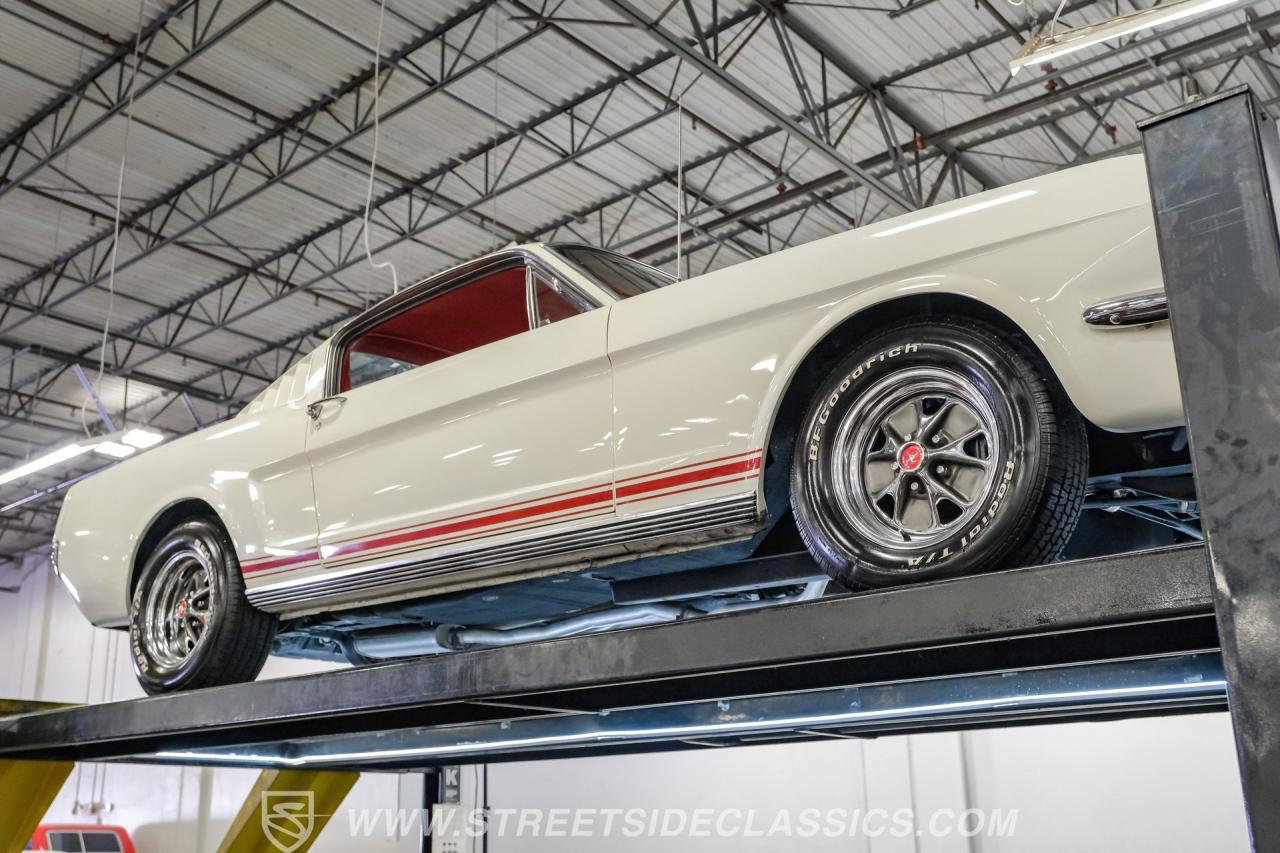 1965 Ford Mustang 2+2 Fastback