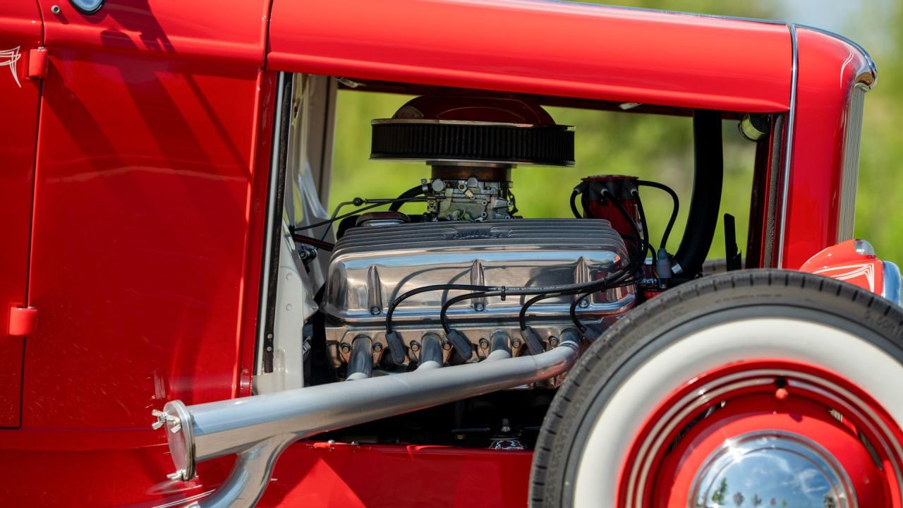 1932 Ford Hot Rod "High-Boy" Roadster