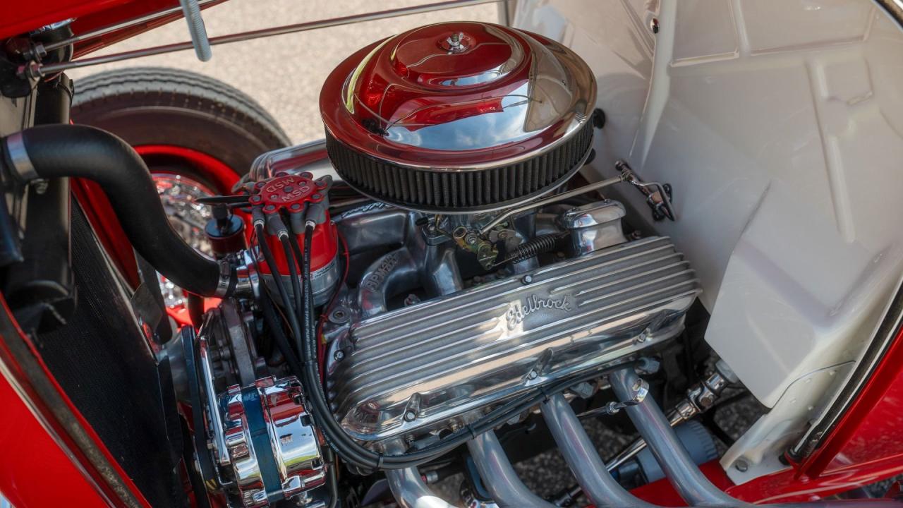 1932 Ford Hot Rod "High-Boy" Roadster