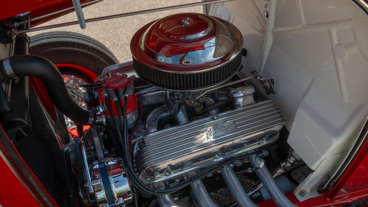 1932 Ford Hot Rod "High-Boy" Roadster