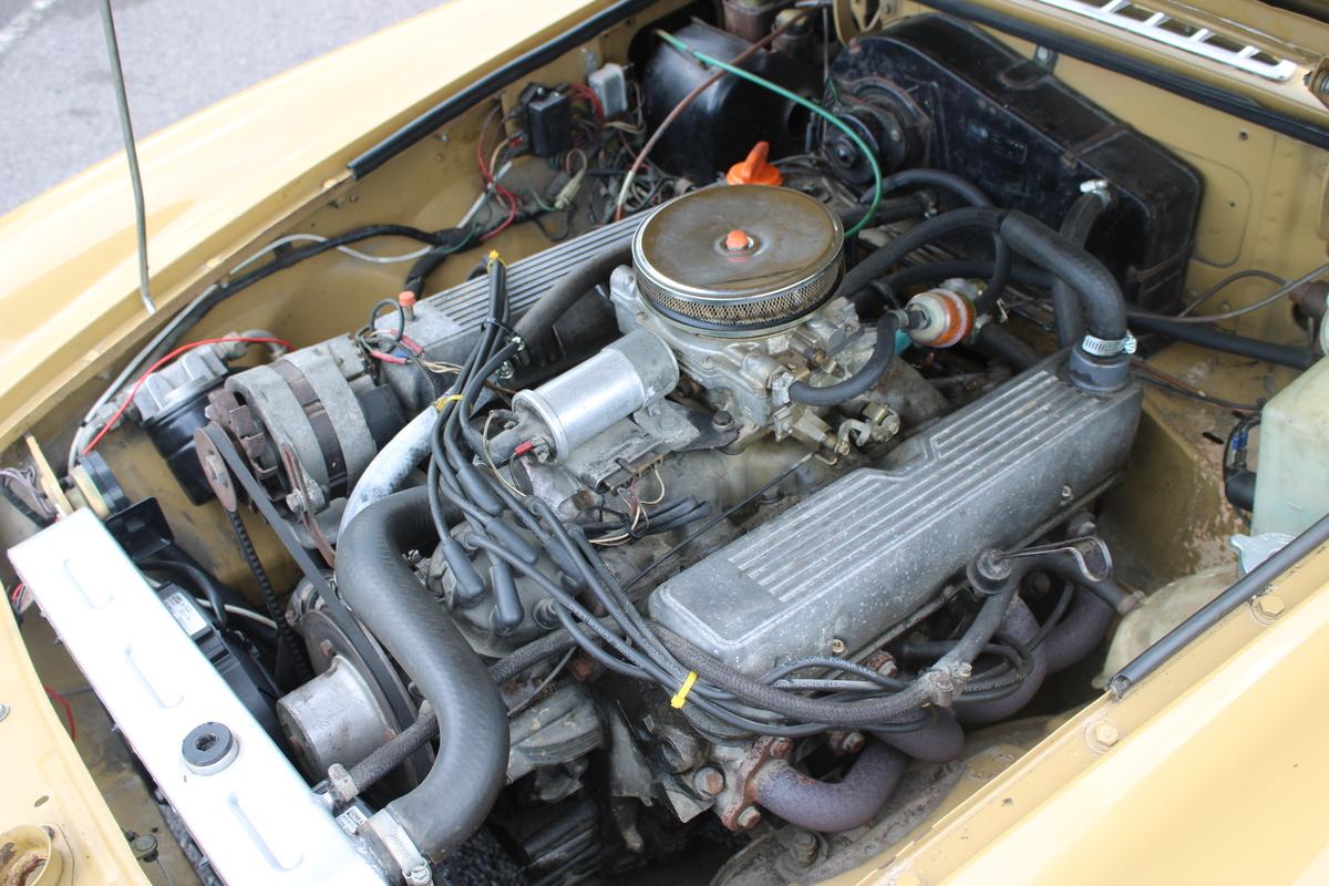 1972 MG B GT V8