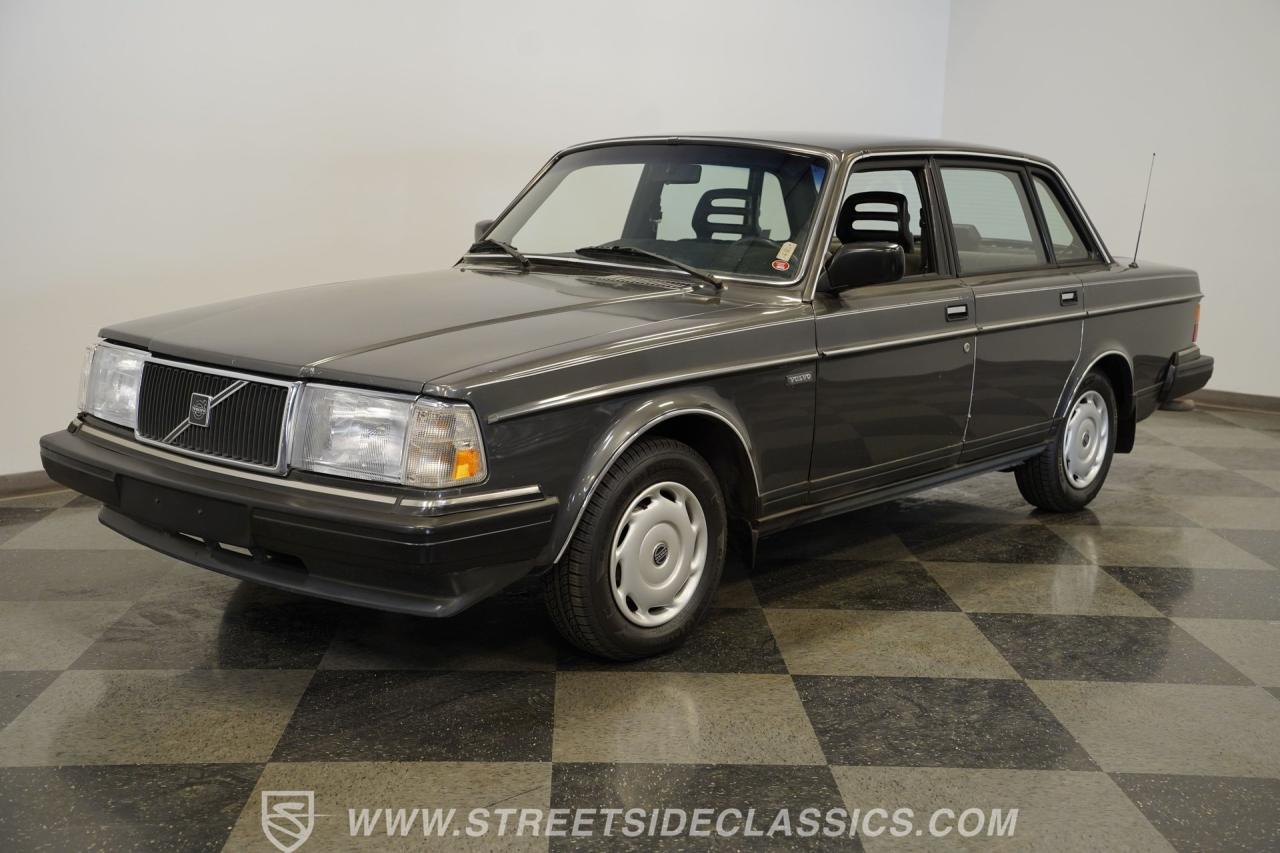 1988 Volvo 240DL