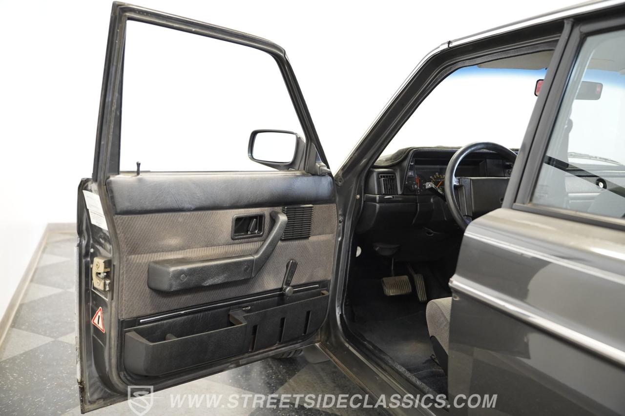1988 Volvo 240DL