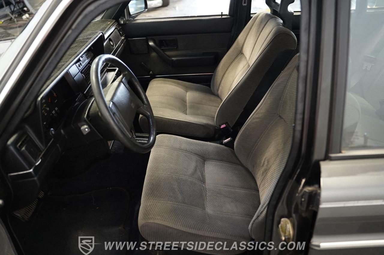 1988 Volvo 240DL