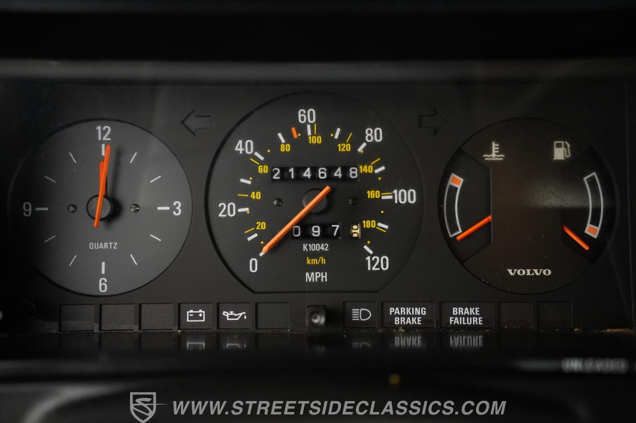 1988 Volvo 240DL