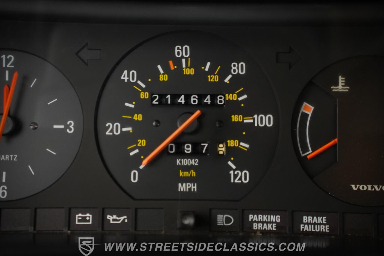 1988 Volvo 240DL