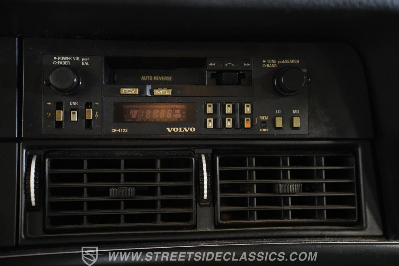 1988 Volvo 240DL