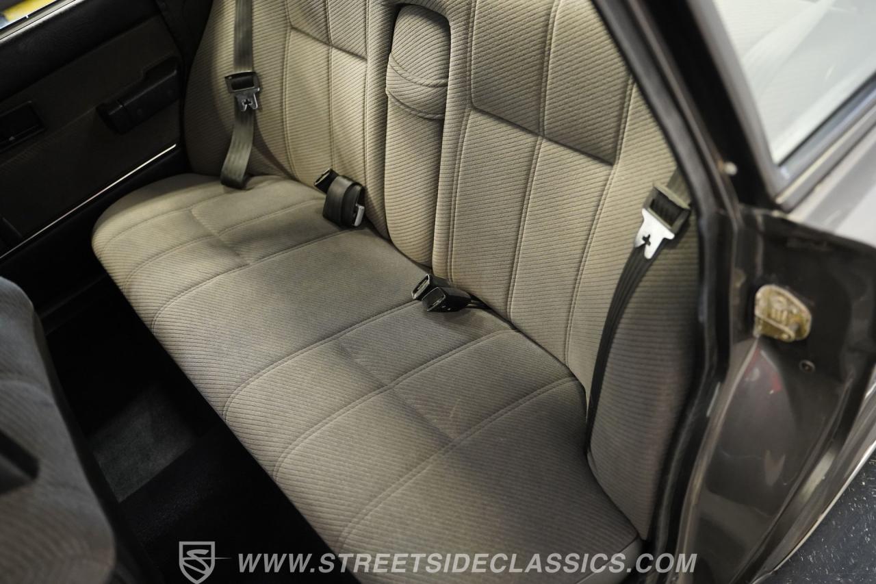 1988 Volvo 240DL