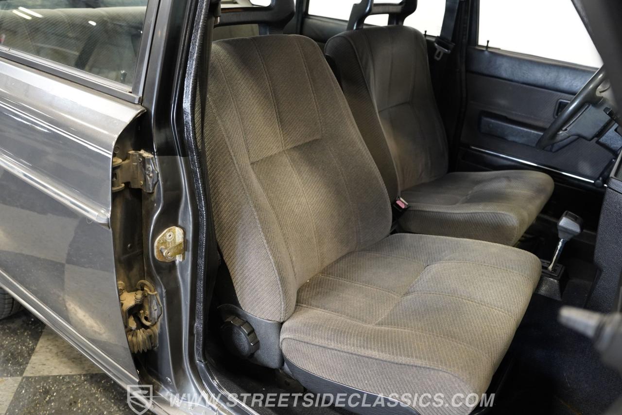 1988 Volvo 240DL