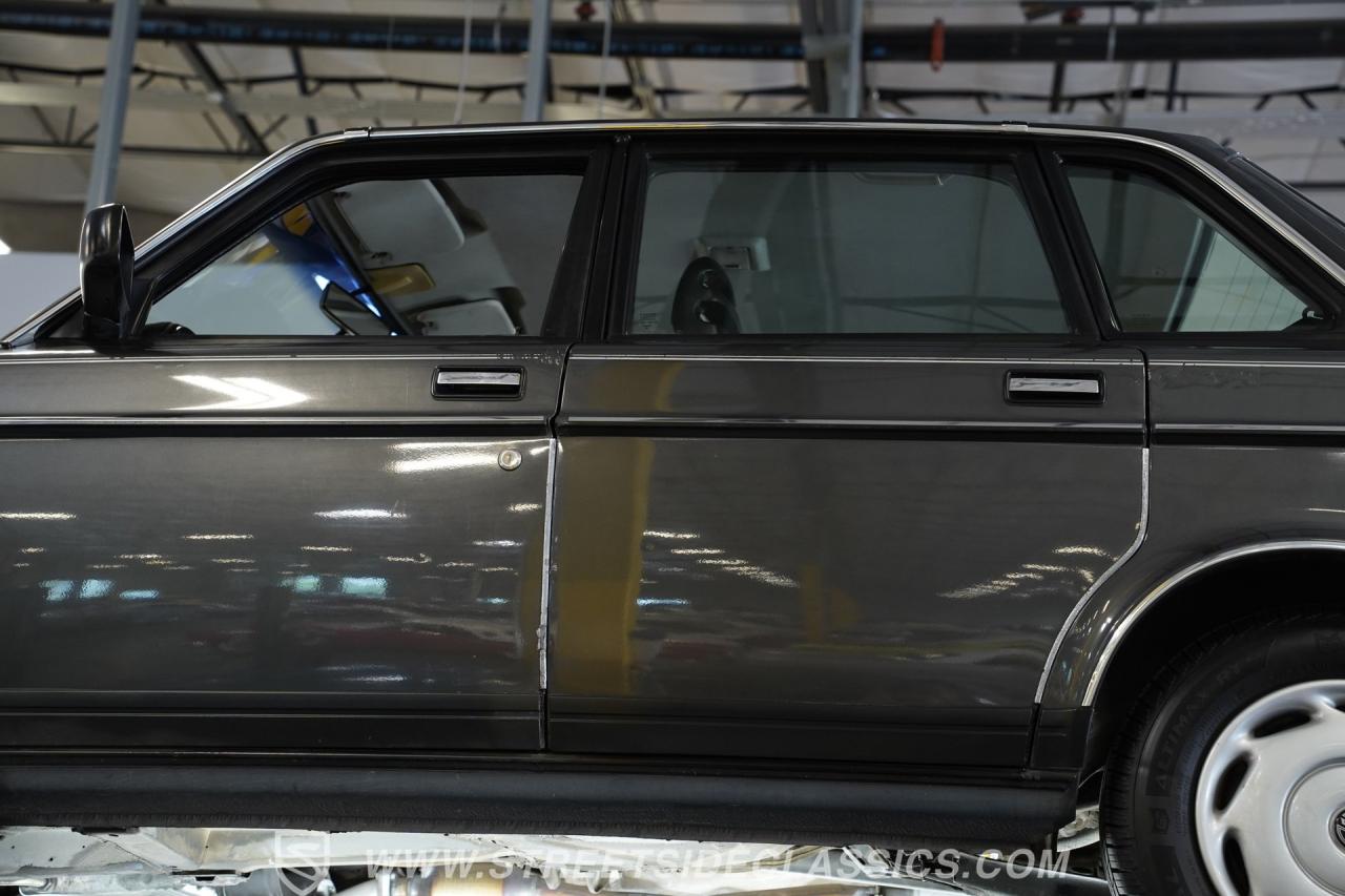 1988 Volvo 240DL